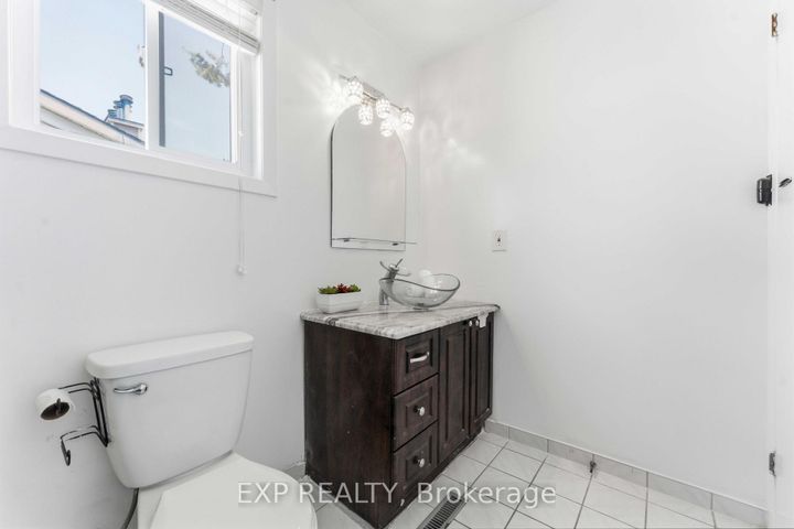 Photo 29 at D - 146 Valley Stream Drive, Nepean (Leslie Park), Ottawa