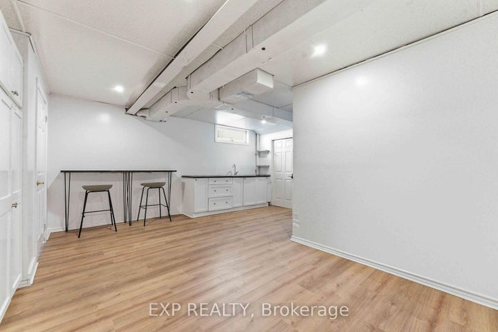 Photo 33 at D - 146 Valley Stream Drive, Nepean (Leslie Park), Ottawa