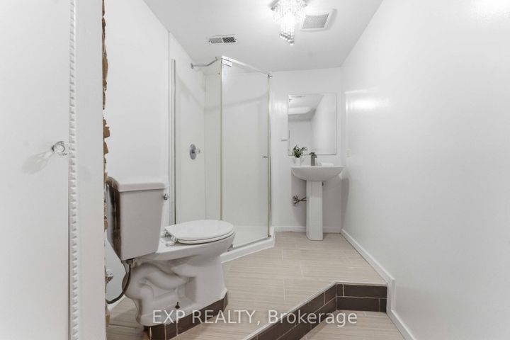 Photo 35 at D - 146 Valley Stream Drive, Nepean (Leslie Park), Ottawa
