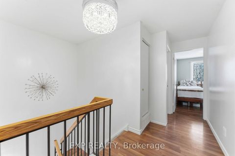 Photo 16 at D - 146 Valley Stream Drive, Nepean (Leslie Park), Ottawa