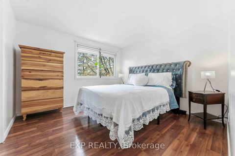 Photo 17 at D - 146 Valley Stream Drive, Nepean (Leslie Park), Ottawa