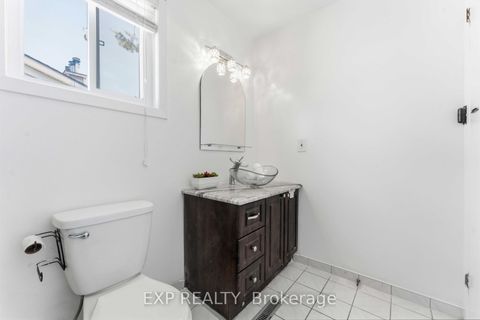 Photo 29 at D - 146 Valley Stream Drive, Nepean (Leslie Park), Ottawa