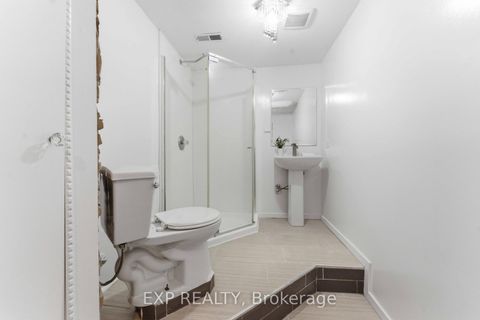 Photo 35 at D - 146 Valley Stream Drive, Nepean (Leslie Park), Ottawa