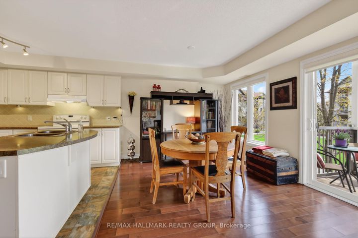 Photo 18 at 3 - 585 Stonefield Private, Nepean (Barrhaven East), Ottawa