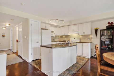 Photo 11 at 3 - 585 Stonefield Private, Nepean (Barrhaven East), Ottawa