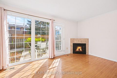 Photo 6 at 61 Monterey Drive, Nepean (Leslie Park), Ottawa