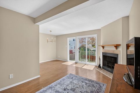Photo 6 at 39 Saxton Private, Nepean (Redwood Park), Ottawa