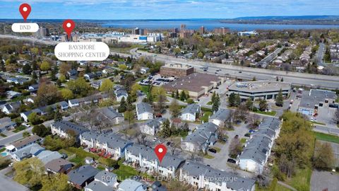 Photo 31 at 39 Saxton Private, Nepean (Redwood Park), Ottawa