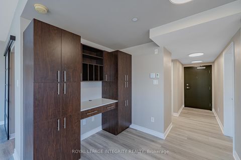 Photo 4 at 305 - 301 Bayrose Drive, Nepean (Strandherd), Ottawa