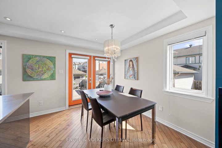 Photo 7 at 221 Monterey Drive, Nepean (Leslie Park), Ottawa
