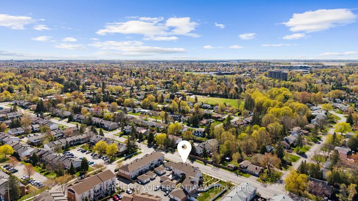 Photo 21 at 221 Monterey Drive, Nepean (Leslie Park), Ottawa