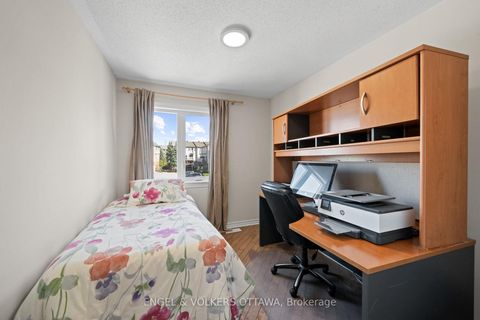 Photo 14 at 221 Monterey Drive, Nepean (Leslie Park), Ottawa
