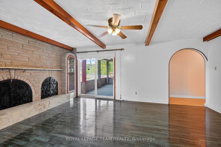 Photo 12 at 33 Norice Street, Nepean (Meadowlands/Crestview), Ottawa