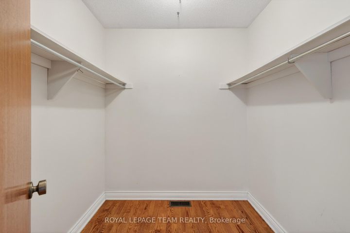 Photo 25 at 33 Norice Street, Nepean (Meadowlands/Crestview), Ottawa