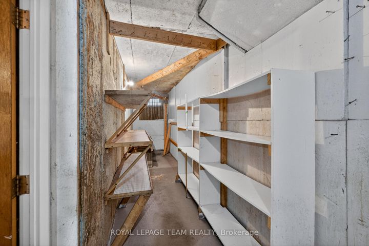 Photo 38 at 33 Norice Street, Nepean (Meadowlands/Crestview), Ottawa