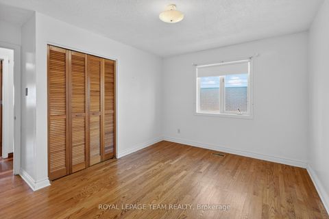 Photo 27 at 33 Norice Street, Nepean (Meadowlands/Crestview), Ottawa