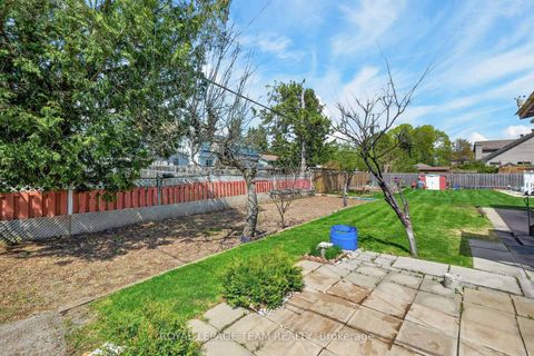 Photo 39 at 33 Norice Street, Nepean (Meadowlands/Crestview), Ottawa