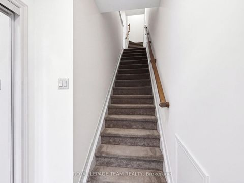 Photo 3 at 105 Walleye Private, Nepean (Half Moon Bay), Ottawa