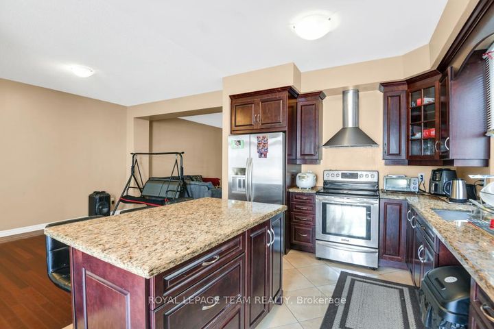 Photo 11 at 217 Claridge Drive, Nepean (Longfields), Ottawa