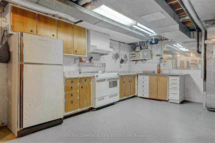 Photo 17 at 1156 Deer Park Road W, Nepean (City View/Skyline/Fisher Heights/Parkwood Hills), Ottawa