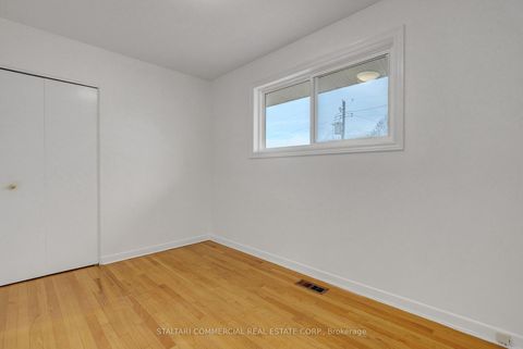 Photo 11 at 1156 Deer Park Road W, Nepean (City View/Skyline/Fisher Heights/Parkwood Hills), Ottawa