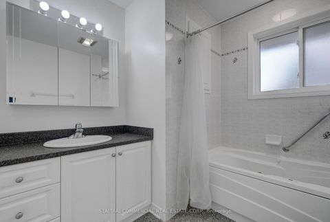Photo 12 at 1156 Deer Park Road W, Nepean (City View/Skyline/Fisher Heights/Parkwood Hills), Ottawa