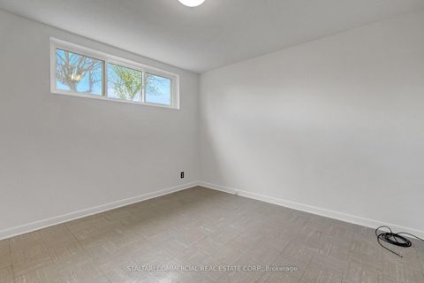 Photo 15 at 1156 Deer Park Road W, Nepean (City View/Skyline/Fisher Heights/Parkwood Hills), Ottawa