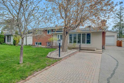 Photo 22 at 1156 Deer Park Road W, Nepean (City View/Skyline/Fisher Heights/Parkwood Hills), Ottawa