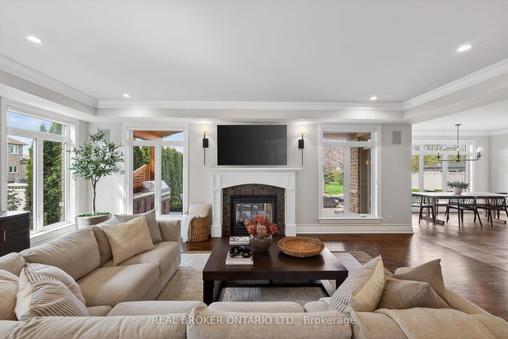 Photo 11 at 465 Lockmaster Crescent, Nepean (Manotick Village & Manotick Estates), Ottawa
