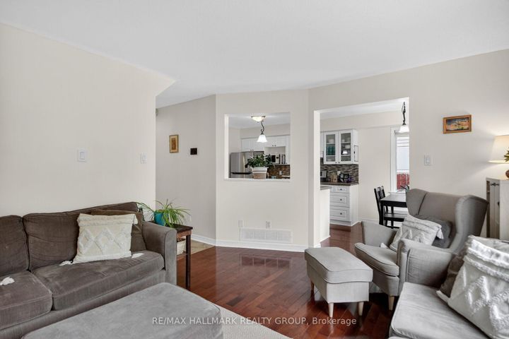 Photo 17 at 48 Avonmore Crescent, Nepean (Barrhaven East), Ottawa