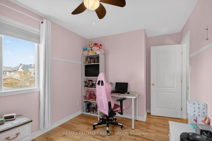 Photo 31 at 48 Avonmore Crescent, Nepean (Barrhaven East), Ottawa
