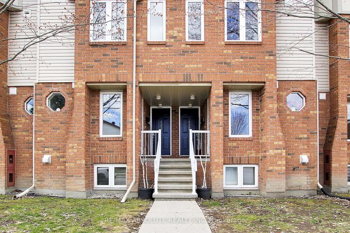 Photo 1 at 1350 Guthrie Street, Nepean (Leslie Park), Ottawa