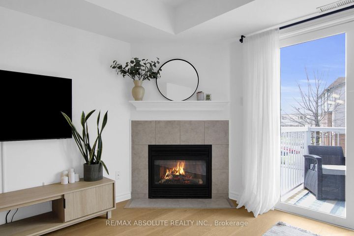 Photo 9 at 1350 Guthrie Street, Nepean (Leslie Park), Ottawa