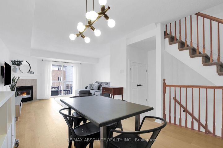 Photo 14 at 1350 Guthrie Street, Nepean (Leslie Park), Ottawa