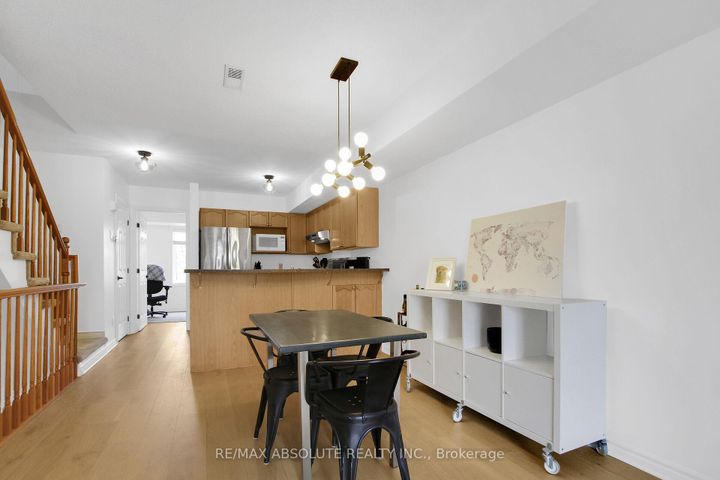 Photo 15 at 1350 Guthrie Street, Nepean (Leslie Park), Ottawa