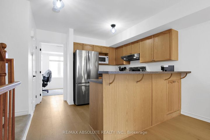 Photo 22 at 1350 Guthrie Street, Nepean (Leslie Park), Ottawa