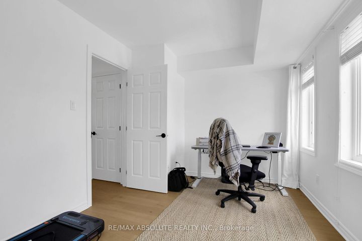 Photo 27 at 1350 Guthrie Street, Nepean (Leslie Park), Ottawa