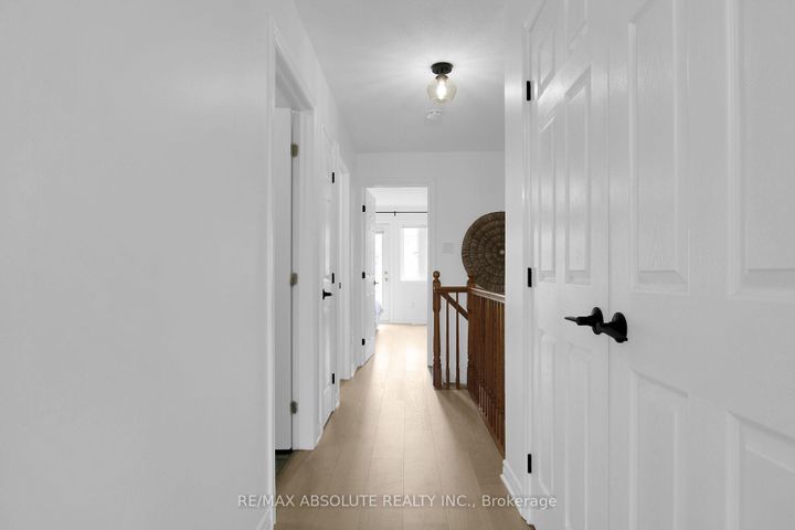 Photo 30 at 1350 Guthrie Street, Nepean (Leslie Park), Ottawa