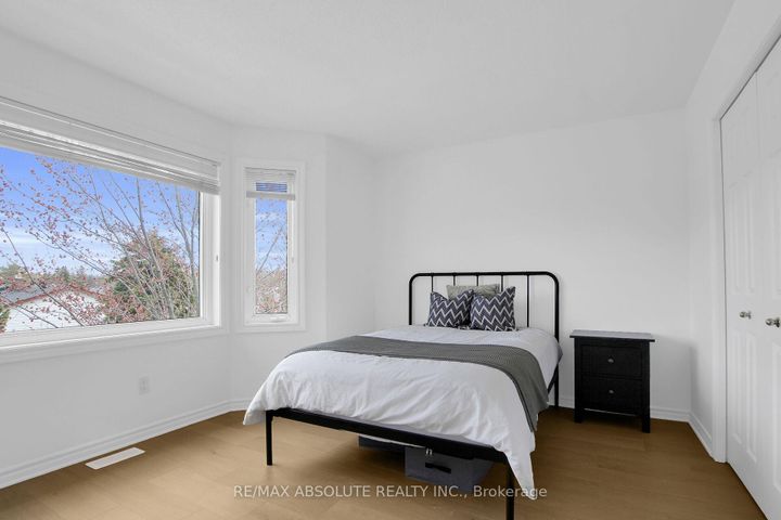 Photo 40 at 1350 Guthrie Street, Nepean (Leslie Park), Ottawa