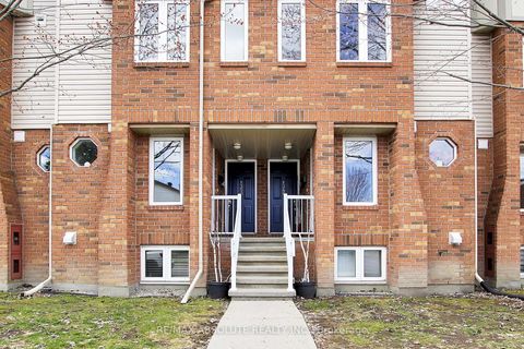 Photo 1 at 1350 Guthrie Street, Nepean (Leslie Park), Ottawa