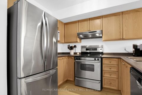 Photo 24 at 1350 Guthrie Street, Nepean (Leslie Park), Ottawa