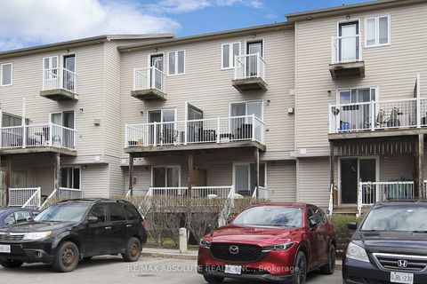Photo 45 at 1350 Guthrie Street, Nepean (Leslie Park), Ottawa