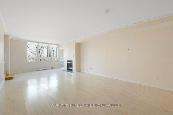 Photo 14 at 103 - 3099 Carling Avenue, Nepean (Bayshore), Ottawa