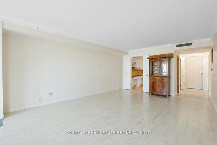 Photo 18 at 103 - 3099 Carling Avenue, Nepean (Bayshore), Ottawa