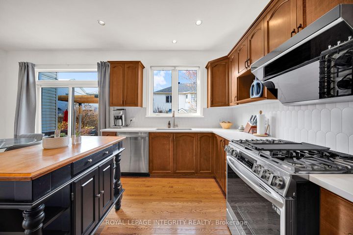 Photo 15 at 154 Rodeo Drive, Nepean (Longfields), Ottawa