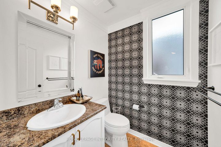 Photo 17 at 154 Rodeo Drive, Nepean (Longfields), Ottawa