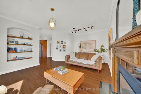 Photo 8 at 154 Rodeo Drive, Nepean (Longfields), Ottawa