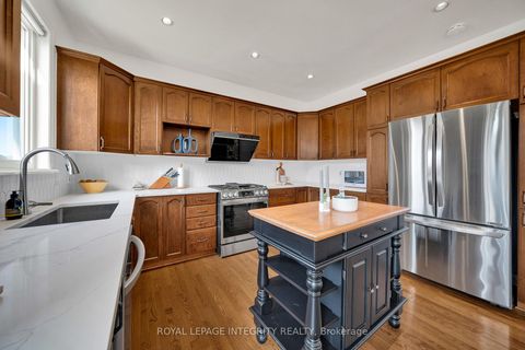 Photo 13 at 154 Rodeo Drive, Nepean (Longfields), Ottawa