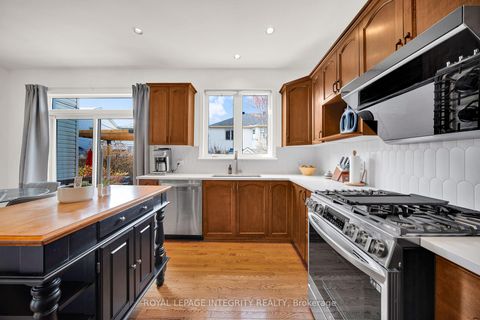 Photo 15 at 154 Rodeo Drive, Nepean (Longfields), Ottawa