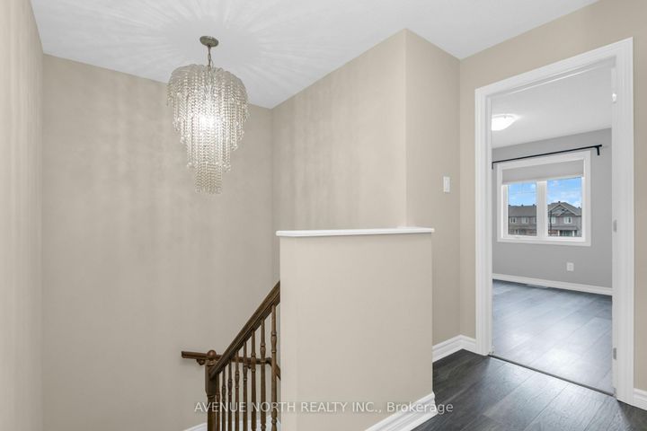Photo 30 at 940 Kilbirnie Drive, Nepean (Half Moon Bay), Ottawa